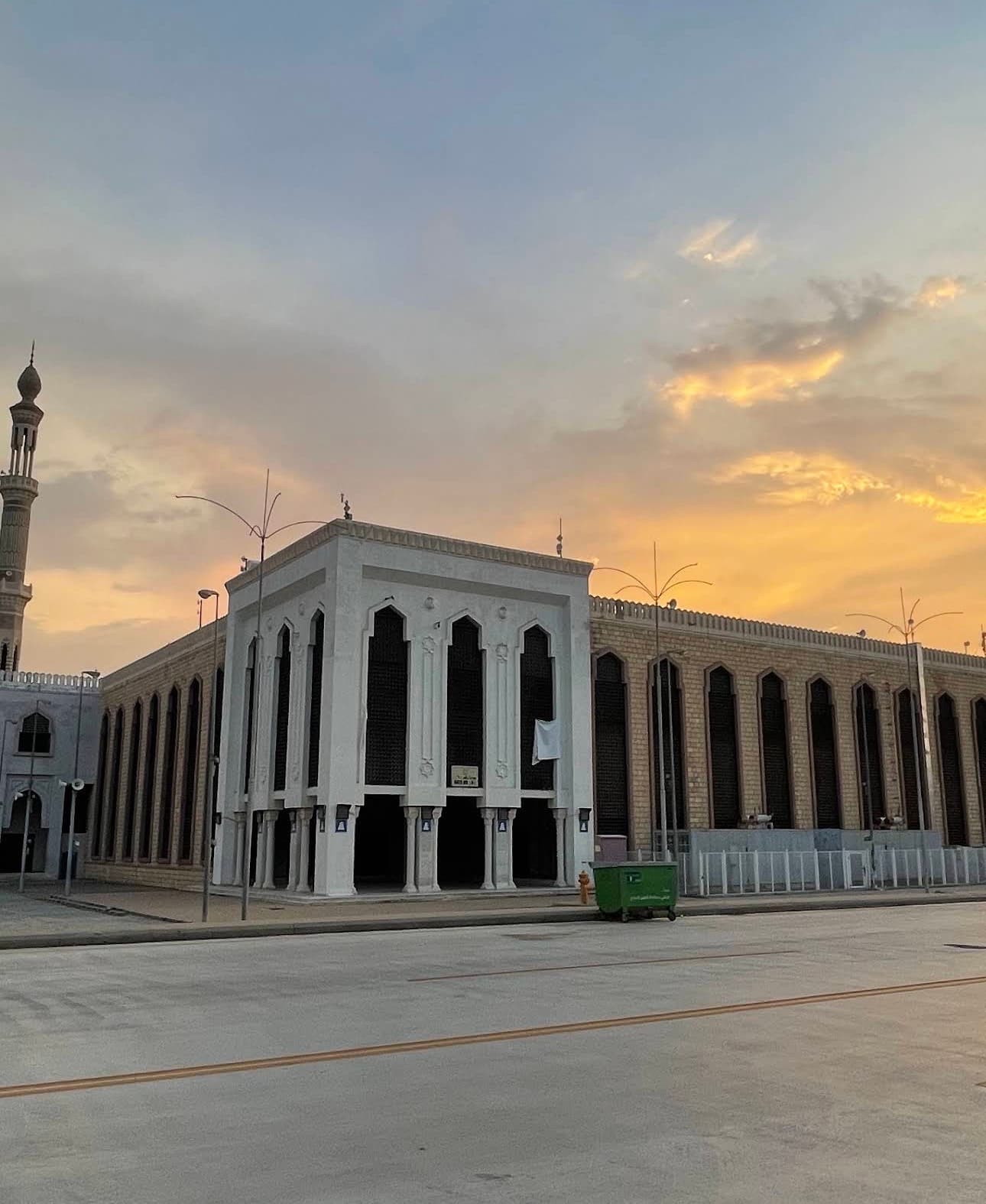 Tempat-tempat Suci: Arafat, Mina, Muzdalifah - Tur Keagamaan dan Sejarah